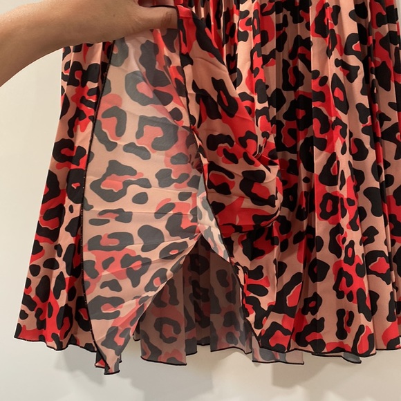 Closet London Red leopard cheetah pleated skirt us8 - Picture 11 of 12